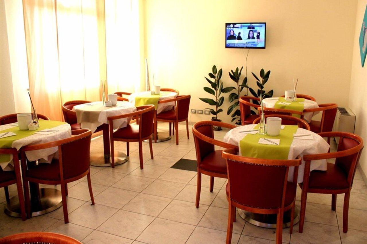 Leonardo Hotel Parma Luaran gambar