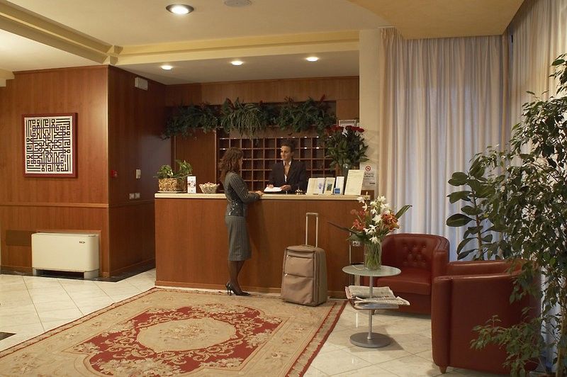 Leonardo Hotel Parma Luaran gambar